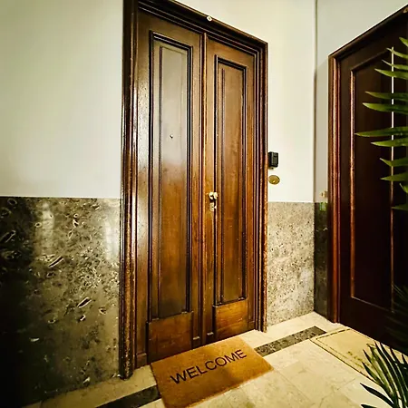 Casa Torineiser - Elegant In Centre With Parking By A Porter Apartman