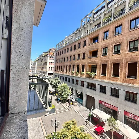 Casa - Elegant In The Hurt Of The Centre *