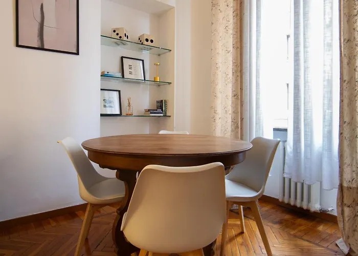 Appartement Casa Torineiser - Elegant In Centre With Parking By A Porter *
