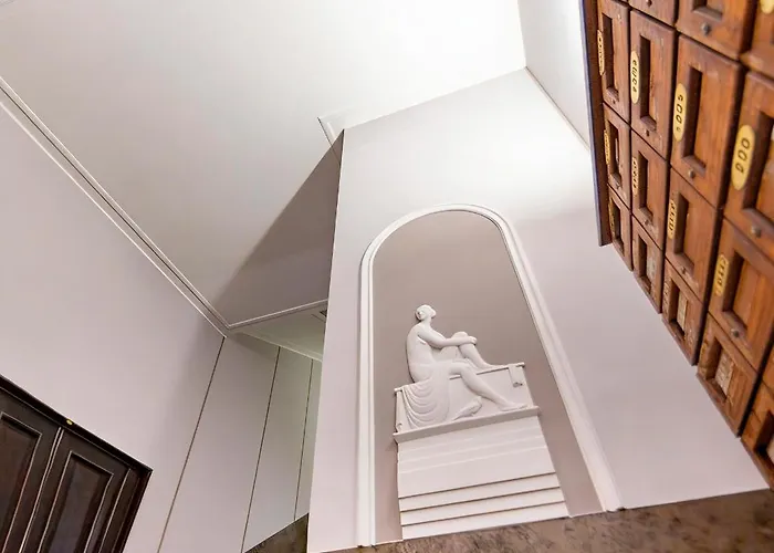 Casa Torineiser - Elegant In Centre With Parking By A Porter Apartman Torino