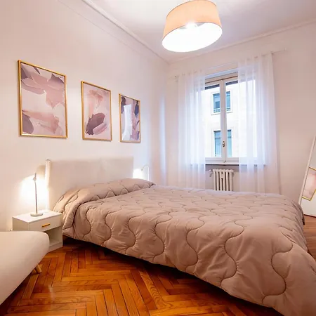 Casa Torineiser - Elegant In Centre With Parking By A Porter *
